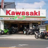 八尾カワサキ　八尾本店