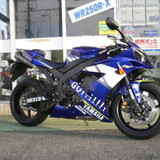 YZF-R1