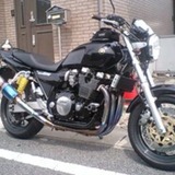 XJR1200