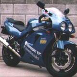 ZXR750