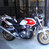 CB1300SF